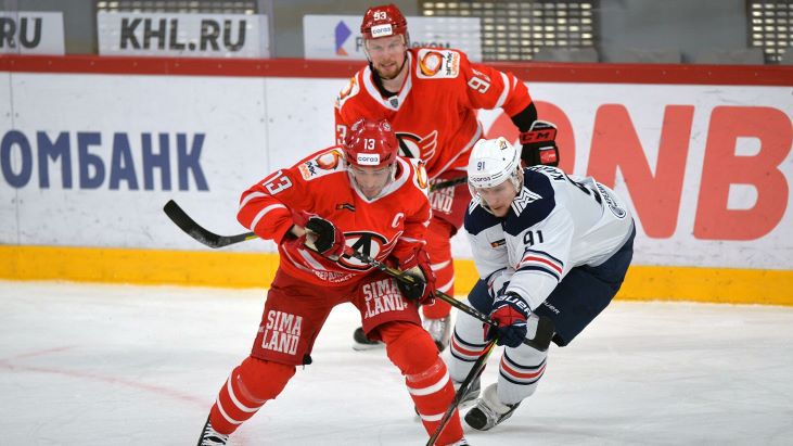 «Металлург» — «Автомобилист» хоккейный прогноз на КХЛ 13 декабря